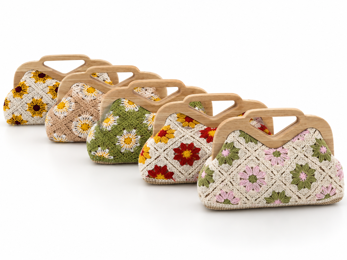 Rosi – Häkeltasche mit Blumenmuster und Holzgriff
